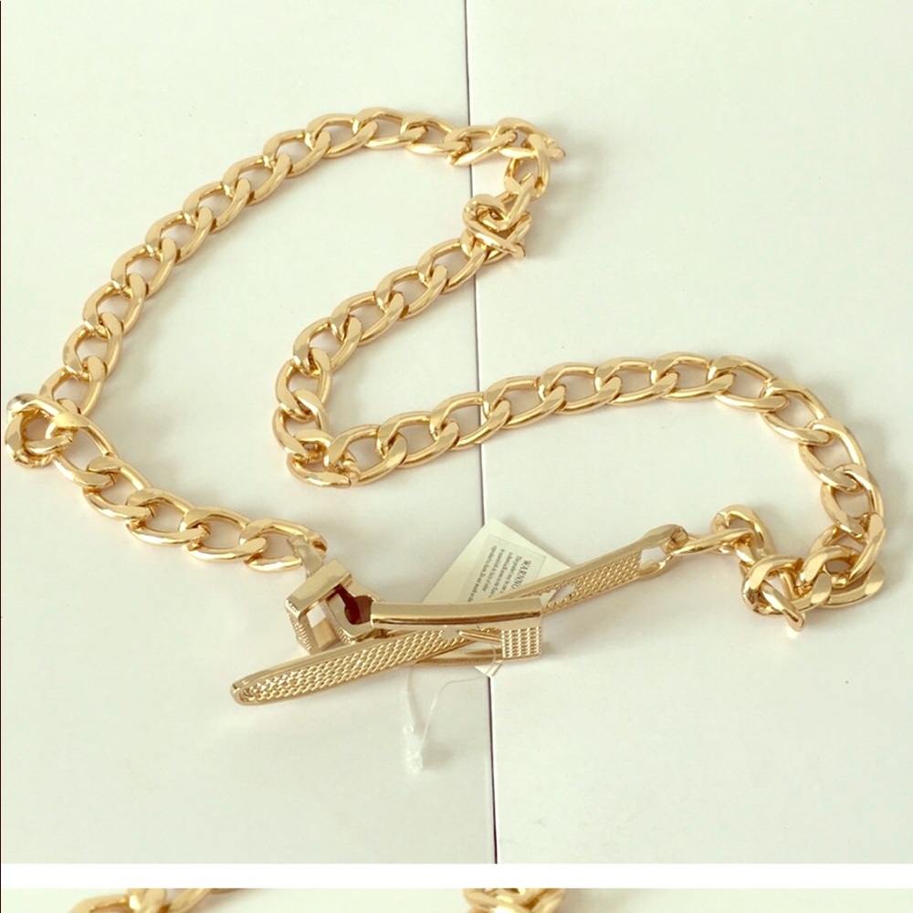 Lulus gold belt